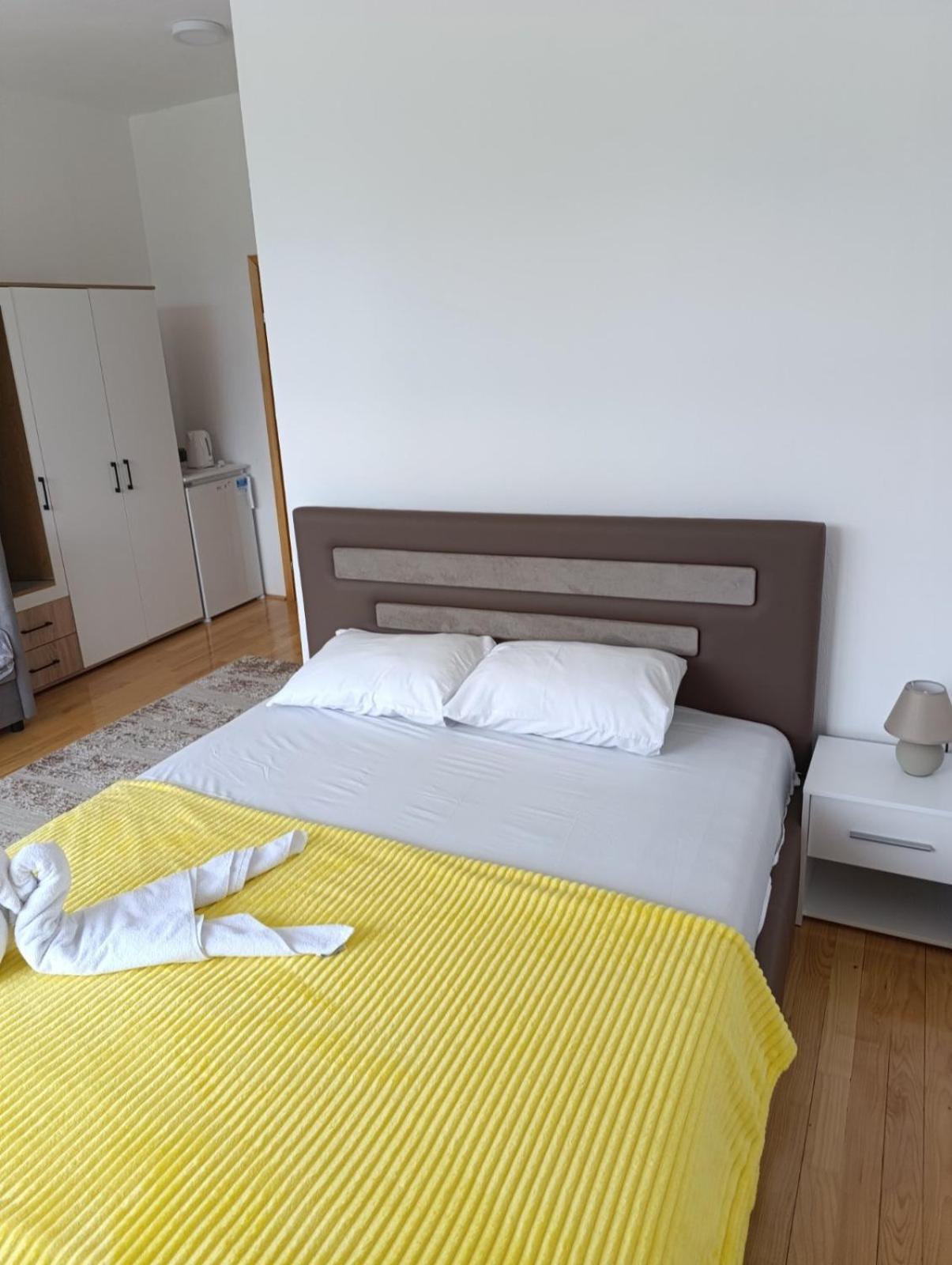 Helena Appartement *